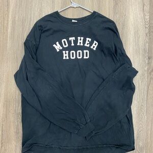 MOTHERHOOD along sleeve Tee